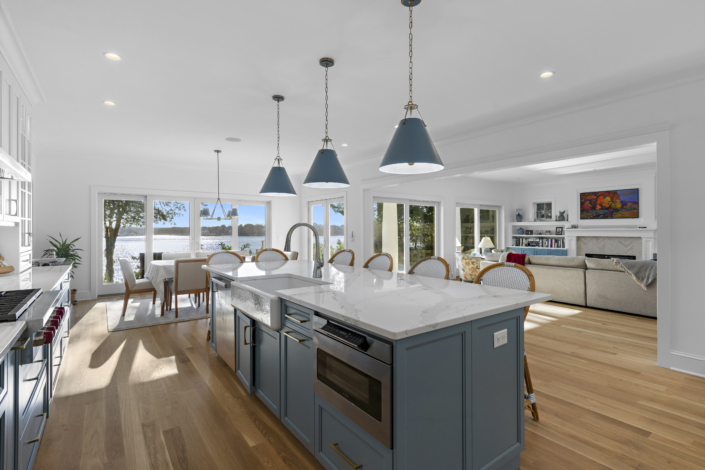 2561 River Road (39)