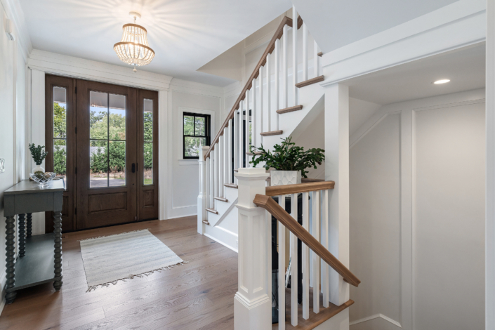 AUGUST 2024 – Foyer 1C